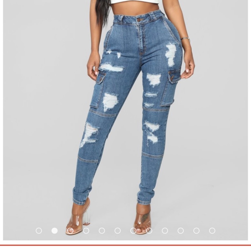 Fashion nova jeans size 1